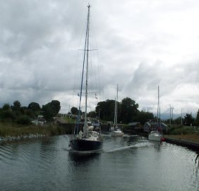 Leaving Neptune's Staircase - "Grouse" is on the jetty to the right