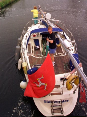 Leaving Lock 13, Forth Clyde Canal - by Robert Walker